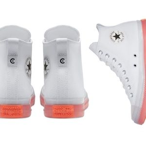 Converse
Chuck Taylor® All Star® CX High Top Sneaker BRAND NEW. NEVER WORN